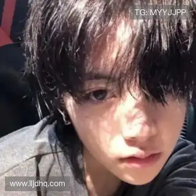 尚烁翌